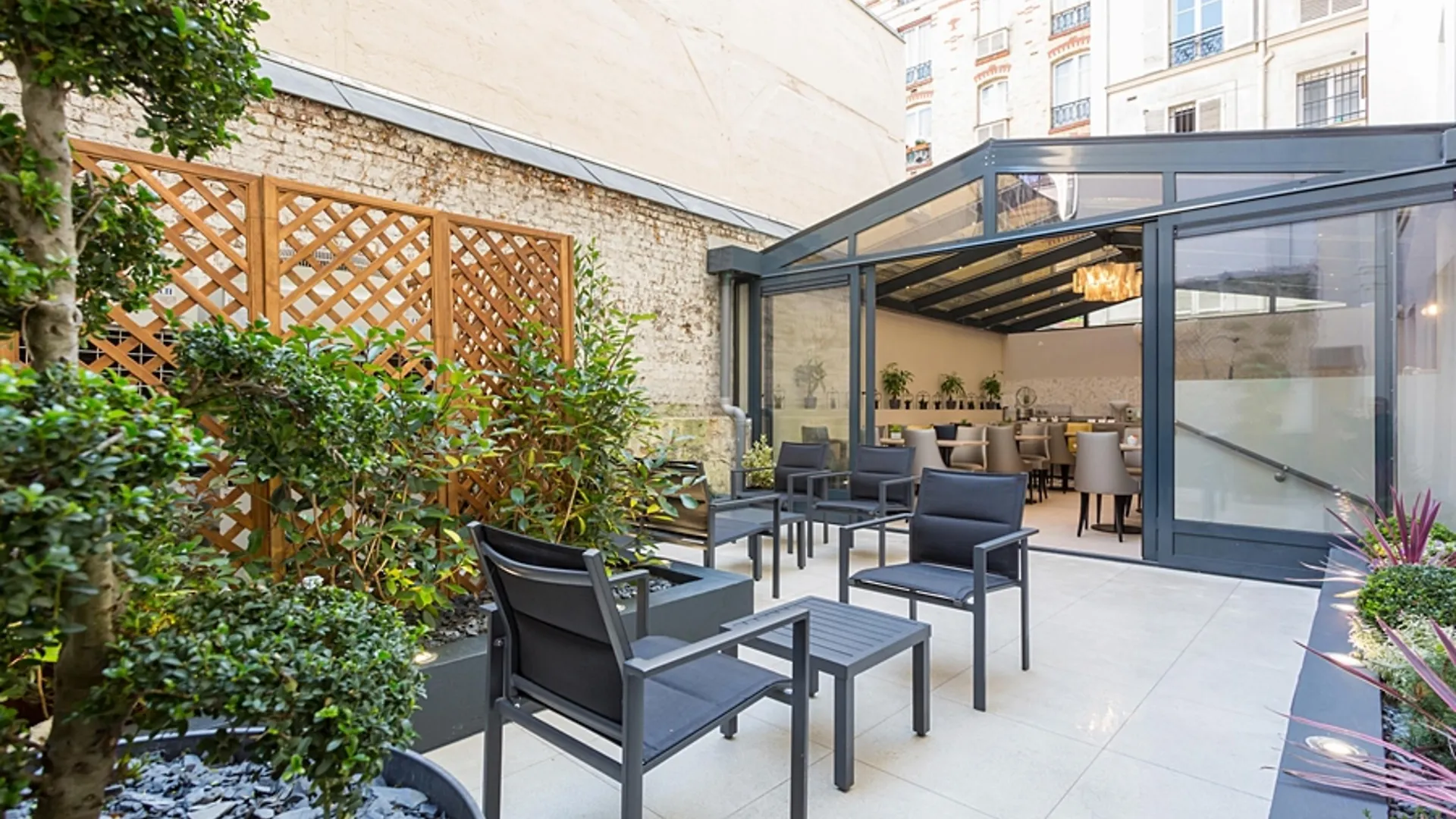 Logis Hotel Jardin De Villiers Paris