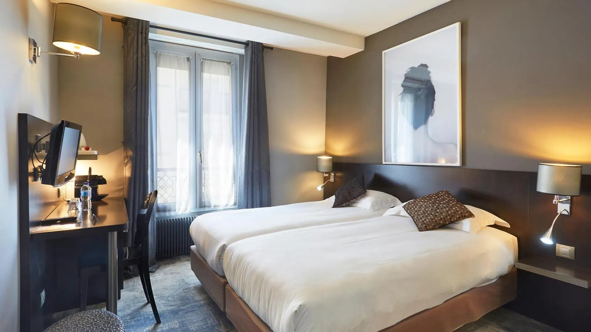 Logis Hotel Jardin De Villiers Paris