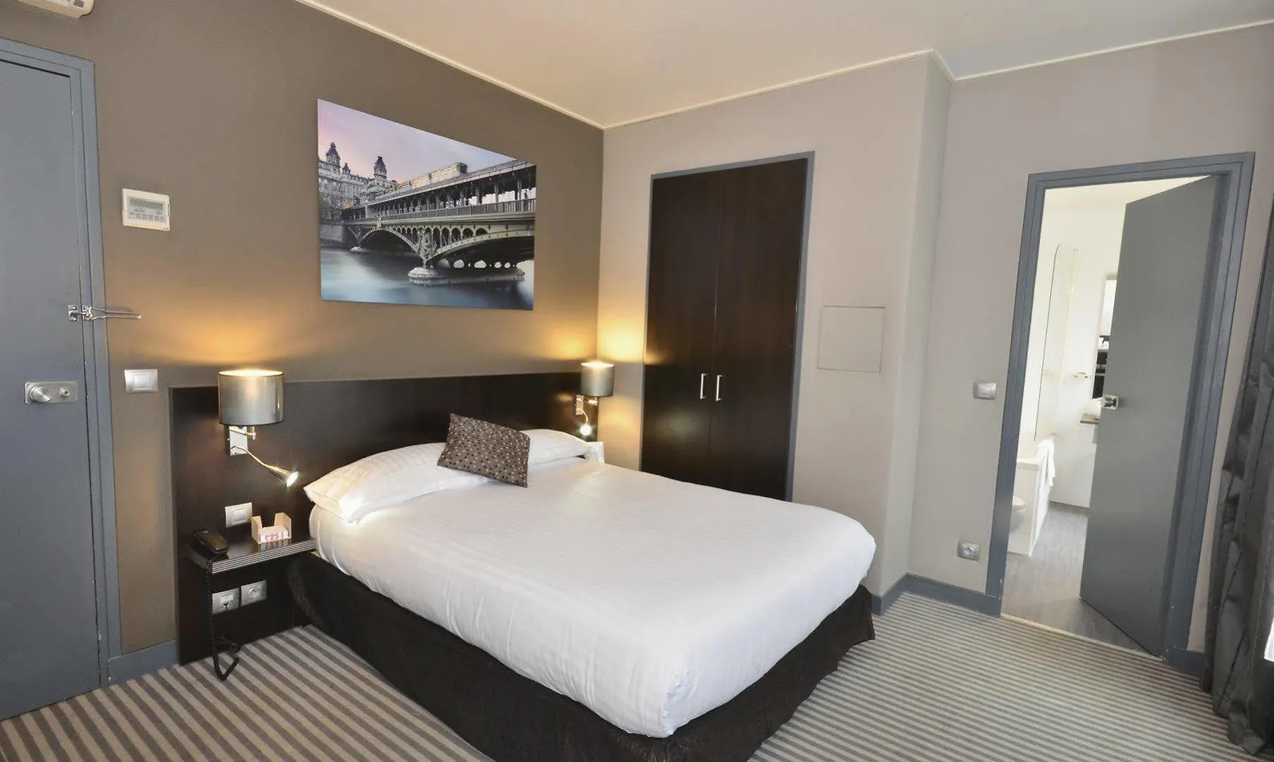 Logis Hotel Jardin De Villiers Париж