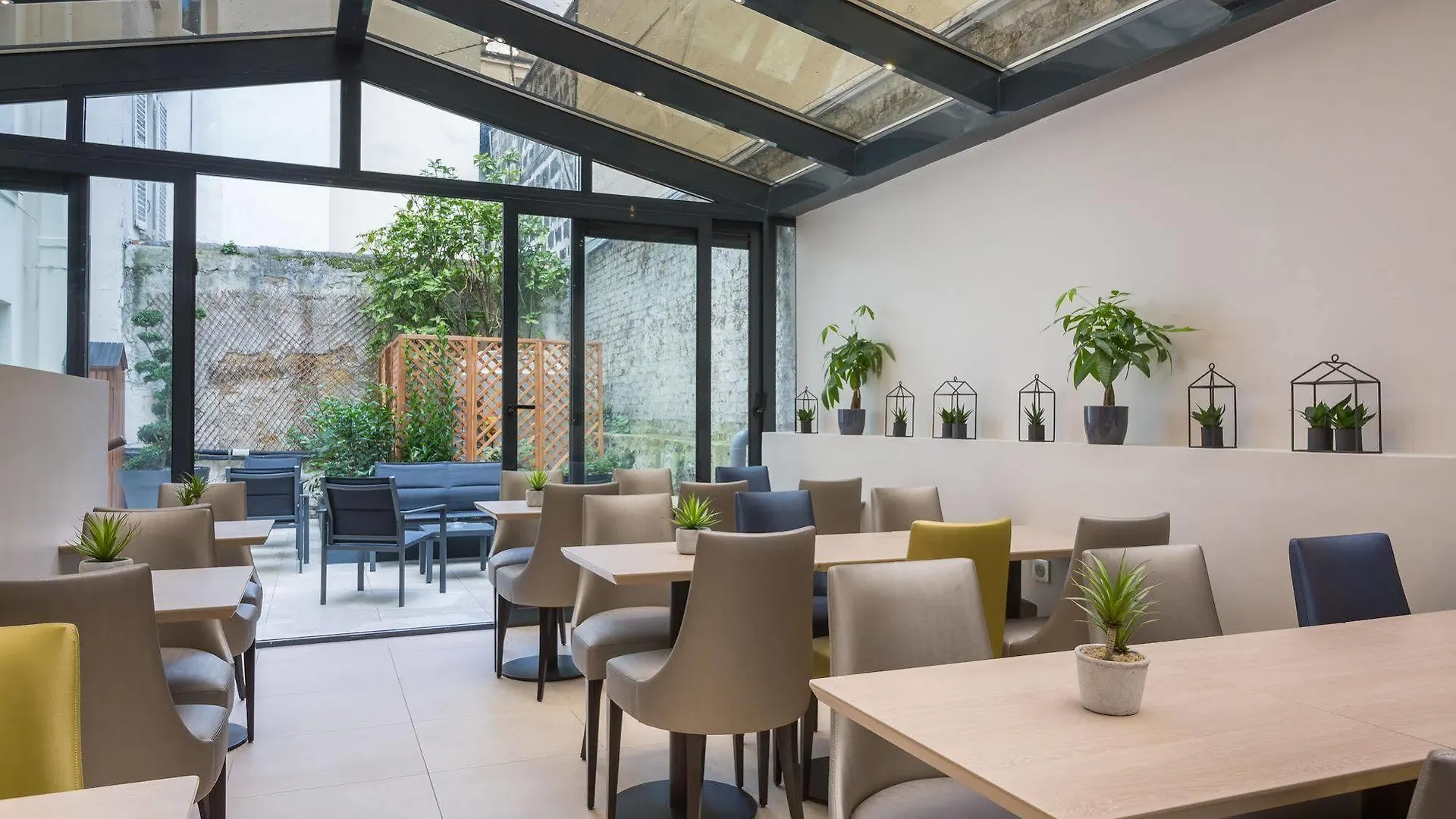 Logis Hotel Jardin De Villiers Париж